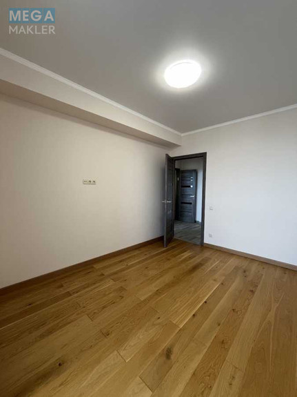 Продаж 3 кімнатної квартири (90/42/18), 24 пов. 25 пов. будинку, <a class="location-link" href="/kiev/" title="Недвижимость Київ">Київ</a>, <a class="location-link" href="/kiev/darnickij/" title="Недвижимость Дарницький район">Дарницький р-н</a>, Юрія Пасхаліна вул., 17 (изображение 17)