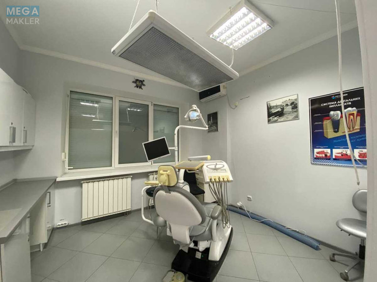Оренда комерційної нерухомості, 56&nbsp;кв.м, под офис, <a class="location-link" href="/kiev/" title="Недвижимость Київ">Київ</a>, <a class="location-link" href="/kiev/obolonskij/" title="Недвижимость Оболонський район">Оболонський р-н</a>, Оболонская Набережная ул., 3 (изображение 10)
