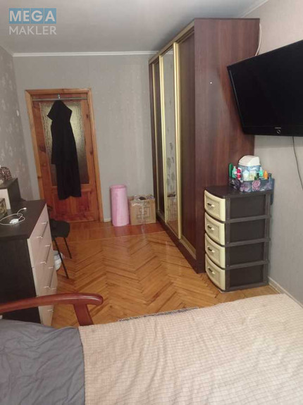 Продаж 3 кімнатної квартири (59/44/5,7), 2 пов. 5 пов. будинку, <a class="location-link" href="/kharkov/" title="Недвижимость Харків">Харків</a>, <a class="location-link" href="/kharkov/ordzhonikidzevskij/" title="Недвижимость Індустріальний (Орджонікідзевський) район">Індустріальний (Орджонікідзевський) р-н</a>, Генерала Момота, 10 (изображение 5)