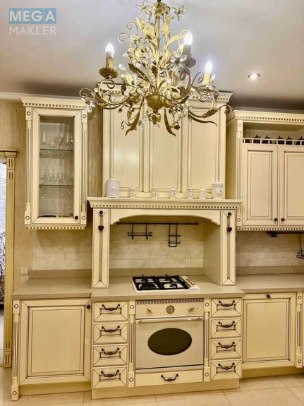 Продаж дома, 2 поверху, 200 кв.м, 4 кімнати, ділянка 6 соток, <a class="location-link" href="/rovno/" title="Недвижимость Рівне">Рівне</a>, Гідропарк (изображение 16)