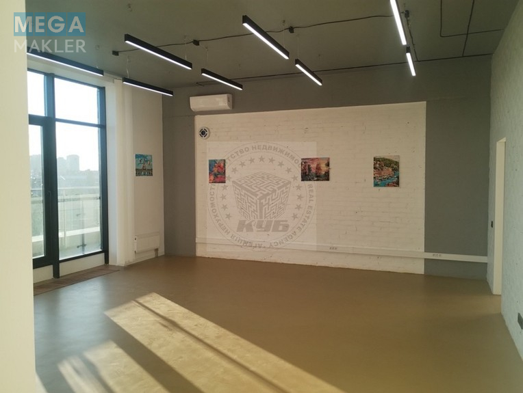Продаж 5 кімнатної квартири (320/127/28), 8 пов. 9 пов. будинку, <a class="location-link" href="/kiev/" title="Недвижимость Київ">Київ</a>, <a class="location-link" href="/kiev/shevchenkovskij/" title="Недвижимость Шевченківський район">Шевченківський р-н</a>, Берестейський 42 ( <img src="https://megamakler.com.ua/metro/ff0000.gif" alt="" class="metro" /> м. Шулявская, 7 ) (изображение 4)