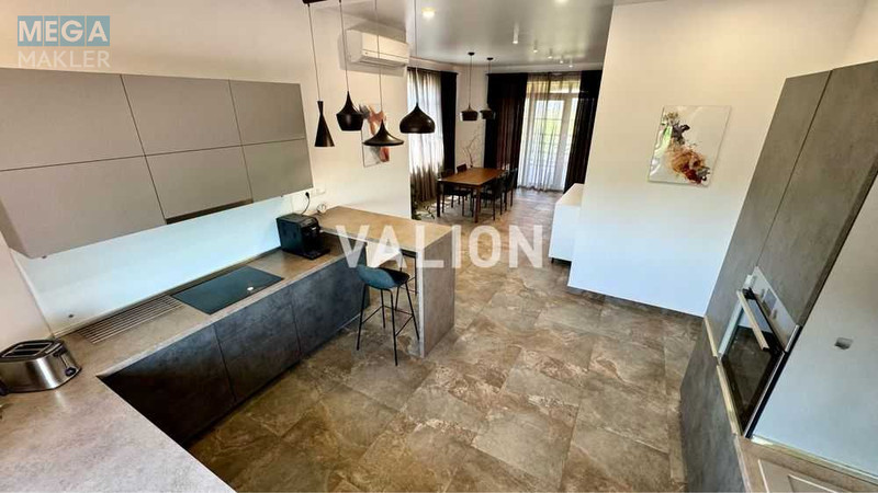 Продаж дома, 2 поверху, 290 кв.м, 5 кімнат, ділянка 15 соток, <a class="location-link" href="/muzichi/" title="Недвижимость Музичі">Музичі</a>, <a class="location-link" href="/muzichi/malinovskij/" title="Недвижимость Малиновский район">Малиновский р-н</a>, Перспективная (изображение 6)