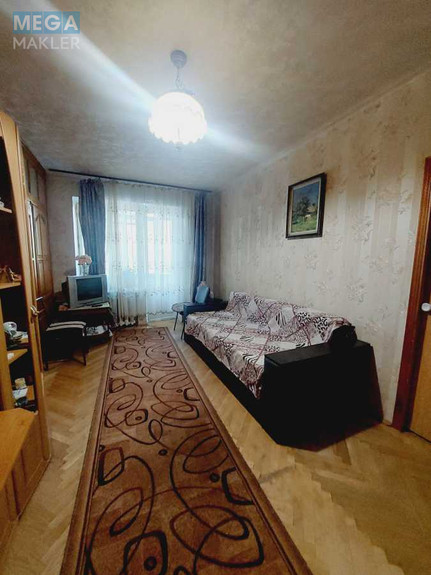 Оренда 1 кімнатної квартири, <a class="location-link" href="/kiev/" title="Недвижимость Київ">Київ</a>, <a class="location-link" href="/kiev/shevchenkovskij/" title="Недвижимость Шевченківський район">Шевченківський р-н</a>, Салютная ул., 22 (изображение 2)