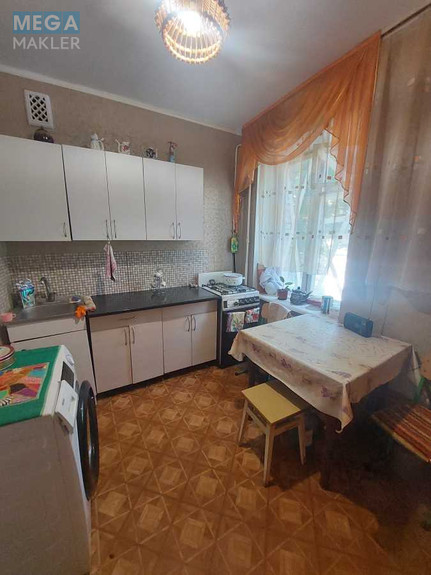 Оренда 1 кімнатної квартири, <a class="location-link" href="/kiev/" title="Недвижимость Київ">Київ</a>, <a class="location-link" href="/kiev/shevchenkovskij/" title="Недвижимость Шевченківський район">Шевченківський р-н</a>, Салютная ул., 22 (изображение 4)