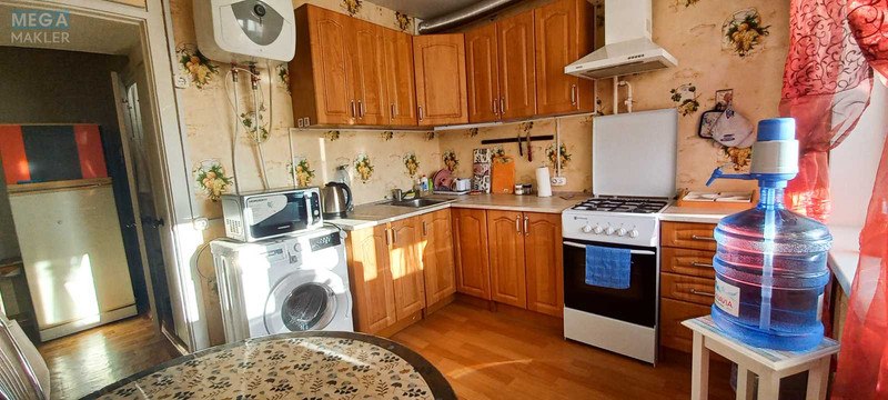 Оренда 1 кімнатної квартири, <a class="location-link" href="/kiev/" title="Недвижимость Київ">Київ</a>, <a class="location-link" href="/kiev/solomenskij/" title="Недвижимость Солом'янський район">Солом'янський р-н</a>, Генерала Тупикова ул., 14в (изображение 11)