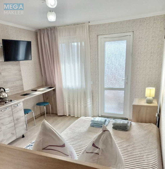 Оренда дома, <a class="location-link" href="/beregovo/" title="Недвижимость Берегове">Берегове</a>, <a class="location-link" href="/beregovo/shevchenkovskij/" title="Недвижимость Шевченковский район">Шевченковский р-н</a>, Корятовича, 21 (изображение 17)