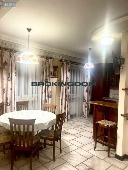 Продаж дома, 3&nbsp;поверху, 273&nbsp;кв.м, 6&nbsp;кімнат, ділянка 14&nbsp;соток, <a class="location-link" href="/kryukovshina/" title="Недвижимость Крюківщина">Крюківщина</a>, Кільцева ул., 12 (изображение 14)