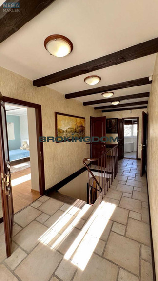 Продаж дома, 3&nbsp;поверху, 273&nbsp;кв.м, 6&nbsp;кімнат, ділянка 14&nbsp;соток, <a class="location-link" href="/kryukovshina/" title="Недвижимость Крюківщина">Крюківщина</a>, Кільцева ул., 12 (изображение 19)