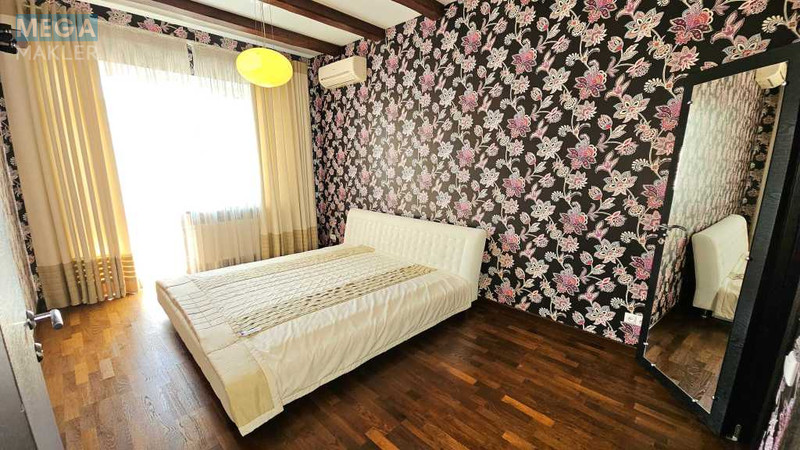 Оренда дома, <a class="location-link" href="/kiev/" title="Недвижимость Київ">Київ</a>, <a class="location-link" href="/kiev/dneprovskij/" title="Недвижимость Дніпровський район">Дніпровський р-н</a>, 11-я Садовая ул. (изображение 22)