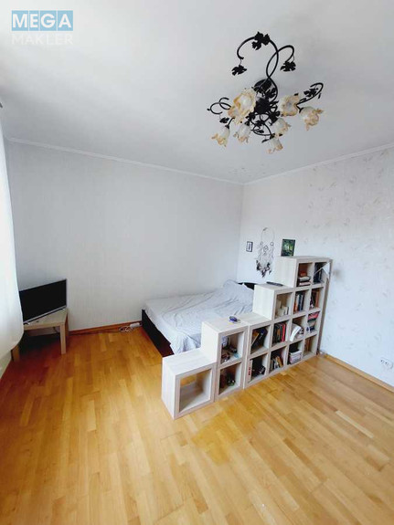 Оренда 1 кімнатної квартири, <a class="location-link" href="/kiev/" title="Недвижимость Київ">Київ</a>, <a class="location-link" href="/kiev/goloseevskij/" title="Недвижимость Голосіївський район">Голосіївський р-н</a>, Степана Рудницкого ул., 3/7 (изображение 4)