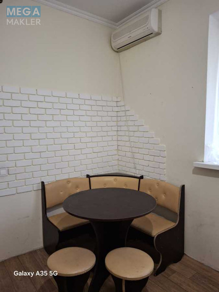 Оренда дома, <a class="location-link" href="/kiev/" title="Недвижимость Київ">Київ</a>, <a class="location-link" href="/kiev/darnickij/" title="Недвижимость Дарницький район">Дарницький р-н</a>, Івана Богуна вул. (изображение 10)