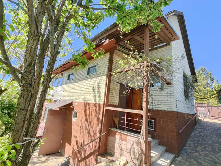 Продаж дома, 2&nbsp;поверху, 135&nbsp;кв.м, 6&nbsp;кімнат, ділянка 12&nbsp;соток, <a class="location-link" href="/grebeni/" title="Недвижимость Гребені">Гребені</a>, Нижній Тупік, 4 (изображение 2)