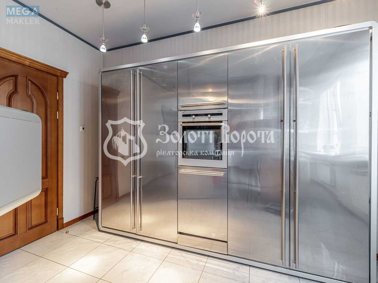 Продаж дома, 4&nbsp;поверху, 947,90&nbsp;кв.м, 7&nbsp;кімнат, ділянка 8&nbsp;соток, <a class="location-link" href="/petropavlovskaya-borshagovka/" title="Недвижимость Петропавлівська Борщагівка">Петропавлівська Борщагівка</a>, Вишнева, 55 (изображение 3)