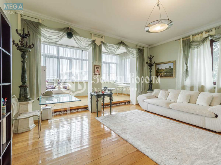 Продаж дома, 4&nbsp;поверху, 947,90&nbsp;кв.м, 7&nbsp;кімнат, ділянка 8&nbsp;соток, <a class="location-link" href="/petropavlovskaya-borshagovka/" title="Недвижимость Петропавлівська Борщагівка">Петропавлівська Борщагівка</a>, Вишнева, 55 (изображение 7)