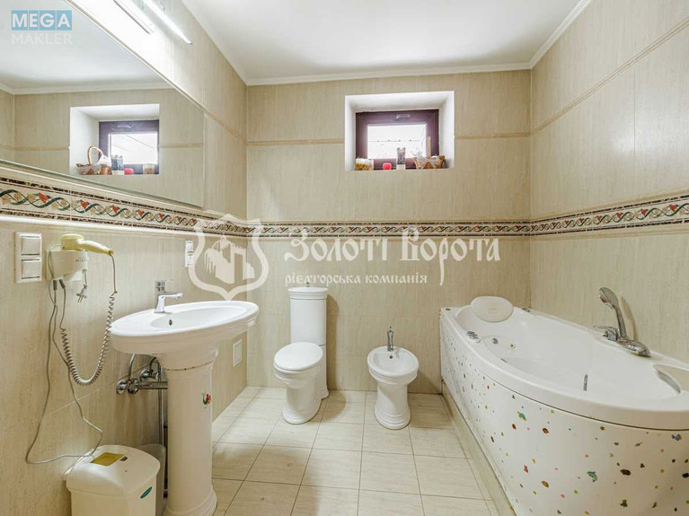 Продаж дома, 4&nbsp;поверху, 947,90&nbsp;кв.м, 7&nbsp;кімнат, ділянка 8&nbsp;соток, <a class="location-link" href="/petropavlovskaya-borshagovka/" title="Недвижимость Петропавлівська Борщагівка">Петропавлівська Борщагівка</a>, Вишнева, 55 (изображение 11)