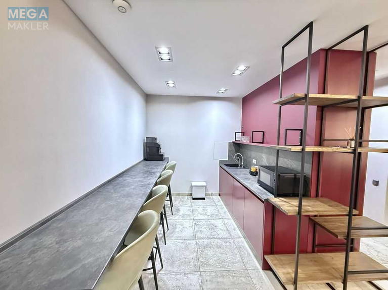 Оренда комерційної нерухомості, 82 кв.м, под офис, <a class="location-link" href="/kiev/" title="Недвижимость Київ">Київ</a>, <a class="location-link" href="/kiev/pecherskij/" title="Недвижимость Печерський район">Печерський р-н</a>, Деловая ул., 1/2 (изображение 16)