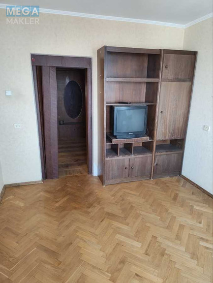 Оренда 3 кімнатної квартири, <a class="location-link" href="/kiev/" title="Недвижимость Київ">Київ</a>, <a class="location-link" href="/kiev/darnickij/" title="Недвижимость Дарницький район">Дарницький р-н</a>, Михайла Драгоманова вул., 13/10 (изображение 3)