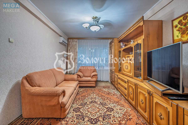 Продаж 2 кімнатної квартири (46/30/7,7), 1 пов. 5 пов. будинку, <a class="location-link" href="/kiev/" title="Недвижимость Київ">Київ</a>, <a class="location-link" href="/kiev/shevchenkovskij/" title="Недвижимость Шевченківський район">Шевченківський р-н</a>, Академіка Туполєва вул., 22а (изображение 2)