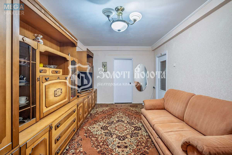 Продаж 2 кімнатної квартири (46/30/7,7), 1 пов. 5 пов. будинку, <a class="location-link" href="/kiev/" title="Недвижимость Київ">Київ</a>, <a class="location-link" href="/kiev/shevchenkovskij/" title="Недвижимость Шевченківський район">Шевченківський р-н</a>, Академіка Туполєва вул., 22а (изображение 4)