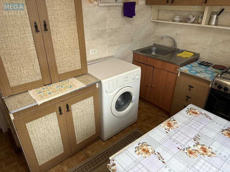 Продаж 2 кімнатної квартири (48/32/7), 7 пов. 9 пов. будинку, <a class="location-link" href="/kiev/" title="Недвижимость Київ">Київ</a>, <a class="location-link" href="/kiev/shevchenkovskij/" title="Недвижимость Шевченківський район">Шевченківський р-н</a>, Борщагівська вул., 117/125 (изображение 14)
