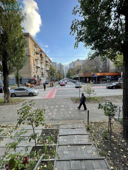 Оренда комерційної нерухомості, 61 кв.м, под магазин, <a class="location-link" href="/kiev/" title="Недвижимость Київ">Київ</a>, <a class="location-link" href="/kiev/pecherskij/" title="Недвижимость Печерський район">Печерський р-н</a>, Професора Підвисоцького вул., 5 (изображение 5)