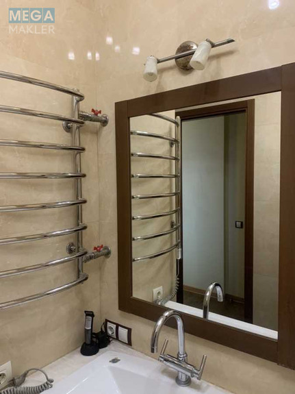 Продаж 3 кімнатної квартири (73/45/10), 6 пов. 6 пов. будинку, <a class="location-link" href="/kiev/" title="Недвижимость Київ">Київ</a>, <a class="location-link" href="/kiev/solomenskij/" title="Недвижимость Солом'янський район">Солом'янський р-н</a>, Валерія Лобановського просп., 5 (изображение 12)