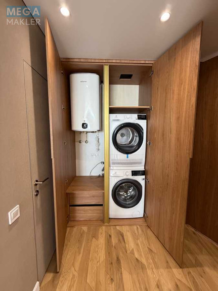 Продаж 1 кімнатної квартири (52/19/18), 20 пов. 23 пов. будинку, <a class="location-link" href="/kiev/" title="Недвижимость Київ">Київ</a>, <a class="location-link" href="/kiev/solomenskij/" title="Недвижимость Солом'янський район">Солом'янський р-н</a>, Михайла Максимовича вул., 32а (изображение 10)