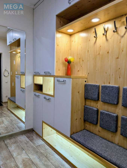 Оренда 1 кімнатної квартири, <a class="location-link" href="/kiev/" title="Недвижимость Київ">Київ</a>, <a class="location-link" href="/kiev/pecherskij/" title="Недвижимость Печерський район">Печерський р-н</a>, Антоновича вул., 74 (изображение 5)
