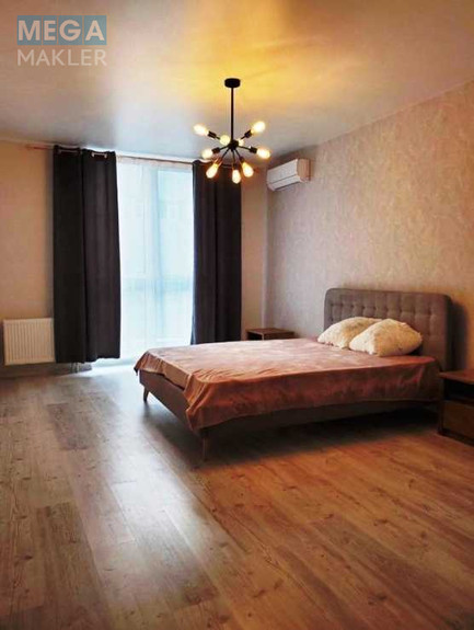 Оренда 2 кімнатної квартири, <a class="location-link" href="/kiev/" title="Недвижимость Київ">Київ</a>, <a class="location-link" href="/kiev/solomenskij/" title="Недвижимость Солом'янський район">Солом'янський р-н</a>, Богдановская ул., 7г (изображение 2)