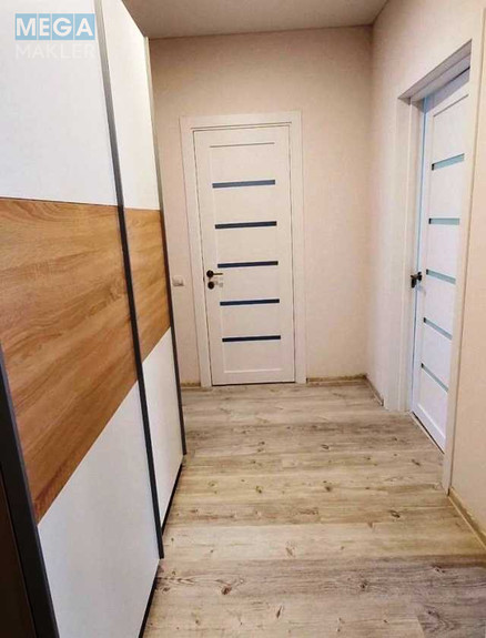 Оренда 2 кімнатної квартири, <a class="location-link" href="/kiev/" title="Недвижимость Київ">Київ</a>, <a class="location-link" href="/kiev/solomenskij/" title="Недвижимость Солом'янський район">Солом'янський р-н</a>, Богдановская ул., 7г (изображение 7)