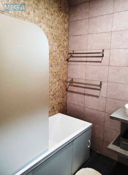 Оренда 2 кімнатної квартири, <a class="location-link" href="/kiev/" title="Недвижимость Київ">Київ</a>, <a class="location-link" href="/kiev/solomenskij/" title="Недвижимость Солом'янський район">Солом'янський р-н</a>, Богдановская ул., 7г (изображение 12)