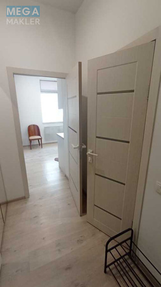 Оренда 1 кімнатної квартири, <a class="location-link" href="/kiev/" title="Недвижимость Київ">Київ</a>, <a class="location-link" href="/kiev/solomenskij/" title="Недвижимость Солом'янський район">Солом'янський р-н</a>, Залізнична вул., 32 (изображение 8)