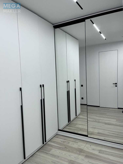 Продаж 1 кімнатної квартири (52/?/18), 11 пов. 19 пов. будинку, <a class="location-link" href="/kiev/" title="Недвижимость Київ">Київ</a>, <a class="location-link" href="/kiev/solomenskij/" title="Недвижимость Солом'янський район">Солом'янський р-н</a>, Кудряшова ул., 8Б (изображение 16)