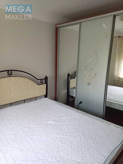 Оренда 3 кімнатної квартири, <a class="location-link" href="/kiev/" title="Недвижимость Київ">Київ</a>, <a class="location-link" href="/kiev/shevchenkovskij/" title="Недвижимость Шевченківський район">Шевченківський р-н</a>, Берестейский просп., 27 (изображение 2)