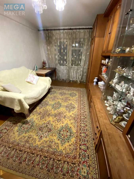 Оренда 3 кімнатної квартири, <a class="location-link" href="/kiev/" title="Недвижимость Київ">Київ</a>, <a class="location-link" href="/kiev/podolskij/" title="Недвижимость Подільський район">Подільський р-н</a>, Светлицкого ул., 30/20б (изображение 9)