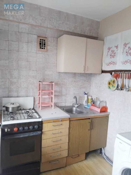 Оренда 2 кімнатної квартири, <a class="location-link" href="/kiev/" title="Недвижимость Київ">Київ</a>, <a class="location-link" href="/kiev/svyatoshinskij/" title="Недвижимость Святошинський район">Святошинський р-н</a>, Зодчих ул., 62 (изображение 2)