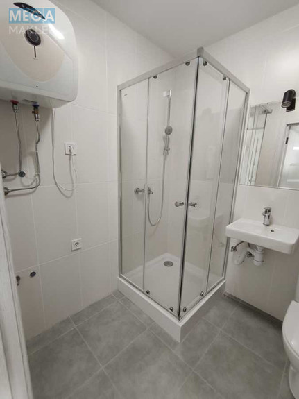 Оренда комерційної нерухомості, 20 кв.м, <a class="location-link" href="/kiev/" title="Недвижимость Київ">Київ</a>, <a class="location-link" href="/kiev/svyatoshinskij/" title="Недвижимость Святошинський район">Святошинський р-н</a>, Василя Стуса вул., 35Б (изображение 7)