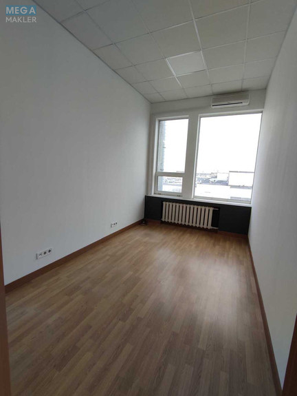 Оренда комерційної нерухомості, 30 кв.м, под офис, <a class="location-link" href="/kiev/" title="Недвижимость Київ">Київ</a>, <a class="location-link" href="/kiev/dneprovskij/" title="Недвижимость Дніпровський район">Дніпровський р-н</a>, Евгения Сверстюка ул., 11б (изображение 5)