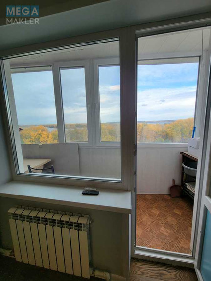 Продаж 1 кімнатної квартири (40/?/9), 9 пов. 9 пов. будинку, <a class="location-link" href="/dnepropetrovsk/" title="Недвижимость Дніпра">Дніпро</a>, Набережная победы, 118 (изображение 10)