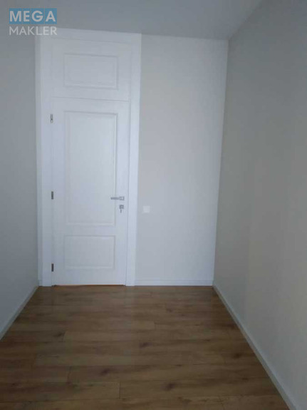 Оренда 3 кімнатної квартири, <a class="location-link" href="/kiev/" title="Недвижимость Київ">Київ</a>, <a class="location-link" href="/kiev/shevchenkovskij/" title="Недвижимость Шевченківський район">Шевченківський р-н</a>, Глубочицкая ул., 32Б (изображение 14)