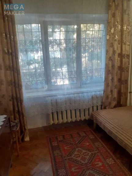 Оренда 3 кімнатної квартири, <a class="location-link" href="/odessa/" title="Недвижимость Одеса">Одеса</a>, <a class="location-link" href="/odessa/malinovskij/" title="Недвижимость Малиновський район">Малиновський р-н</a>, Ивана и Юрия Липы, 6 (изображение 11)