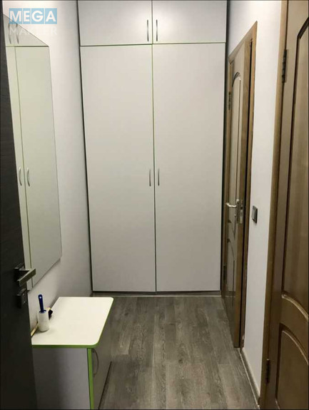 Продаж комерційної нерухомості, 101,60 кв.м, под офис, <a class="location-link" href="/kiev/" title="Недвижимость Київ">Київ</a>, <a class="location-link" href="/kiev/podolskij/" title="Недвижимость Подільський район">Подільський р-н</a>, Ярославская ул., 6 (изображение 10)