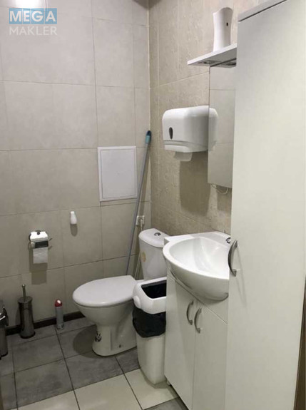 Продаж комерційної нерухомості, 101,60 кв.м, под офис, <a class="location-link" href="/kiev/" title="Недвижимость Київ">Київ</a>, <a class="location-link" href="/kiev/podolskij/" title="Недвижимость Подільський район">Подільський р-н</a>, Ярославская ул., 6 (изображение 11)