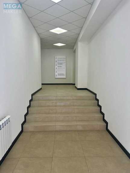 Оренда комерційної нерухомості, 96,30 кв.м, под офис, <a class="location-link" href="/kiev/" title="Недвижимость Київ">Київ</a>, <a class="location-link" href="/kiev/podolskij/" title="Недвижимость Подільський район">Подільський р-н</a>, Глубочицкая ул., 17 (изображение 17)