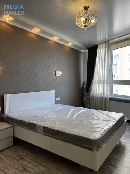 Оренда 2 кімнатної квартири, <a class="location-link" href="/kiev/" title="Недвижимость Київ">Київ</a>, <a class="location-link" href="/kiev/darnickij/" title="Недвижимость Дарницький район">Дарницький р-н</a>, Анни Ахматової вул., 34 (изображение 4)