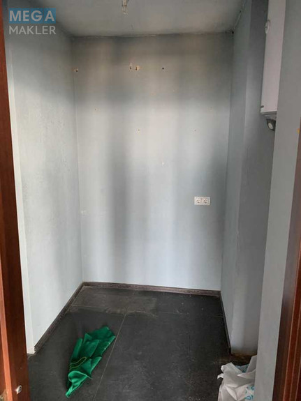 Оренда комерційної нерухомості, 85 кв.м, под офис, <a class="location-link" href="/kiev/" title="Недвижимость Київ">Київ</a>, <a class="location-link" href="/kiev/dneprovskij/" title="Недвижимость Дніпровський район">Дніпровський р-н</a>, Соборності просп., 30 (изображение 7)