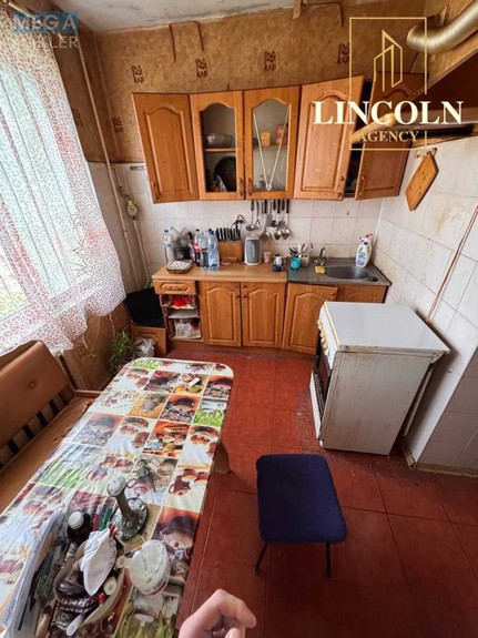 Продаж 3 кімнатної квартири (69/?/7), 10 пов. 12 пов. будинку, <a class="location-link" href="/kiev/" title="Недвижимость Київ">Київ</a>, <a class="location-link" href="/kiev/svyatoshinskij/" title="Недвижимость Святошинський район">Святошинський р-н</a>, Гната Юры ул., 10 (изображение 4)