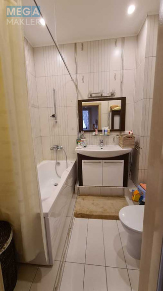 Оренда 3 кімнатної квартири, <a class="location-link" href="/kiev/" title="Недвижимость Київ">Київ</a>, <a class="location-link" href="/kiev/obolonskij/" title="Недвижимость Оболонський район">Оболонський р-н</a>, Героев Сталинграда просп., 6 (изображение 12)