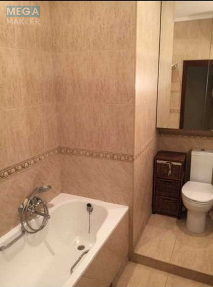 Продаж 2 кімнатної квартири (60/45/8), 5 пов. 6 пов. будинку, <a class="location-link" href="/kiev/" title="Недвижимость Київ">Київ</a>, <a class="location-link" href="/kiev/pecherskij/" title="Недвижимость Печерський район">Печерський р-н</a>, Ивана Мазепы ул., 4/6 (изображение 6)