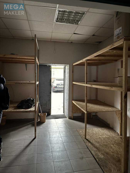 Оренда окремої будівлі/побудови, 180 кв.м, <a class="location-link" href="/kiev/" title="Недвижимость Київ">Київ</a>, <a class="location-link" href="/kiev/solomenskij/" title="Недвижимость Солом'янський район">Солом'янський р-н</a>, Монтажників вул., 101 (изображение 8)